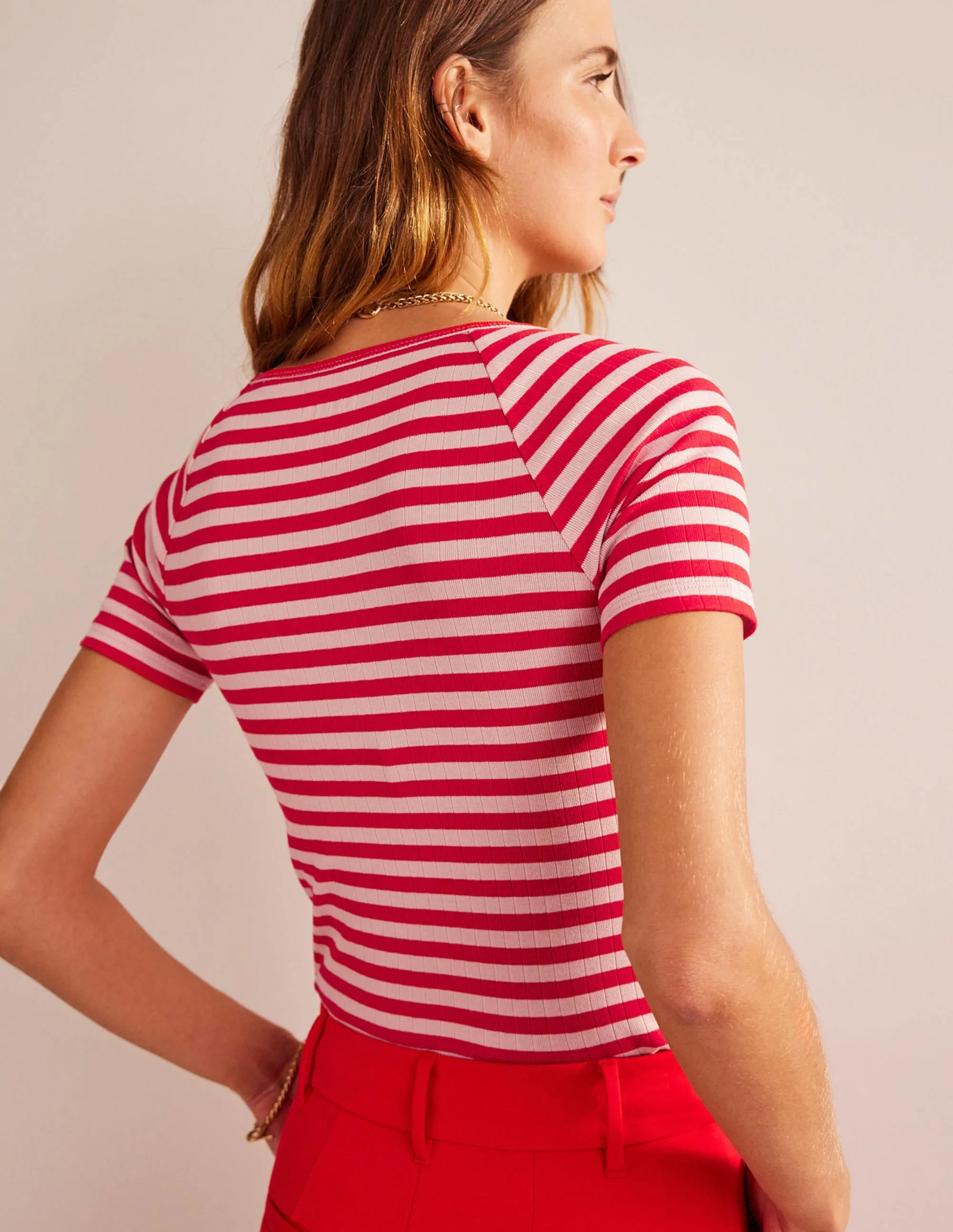 Anna Rib V-Neck T-Shirt-Peach Skin, Hot Pepper Stripe
