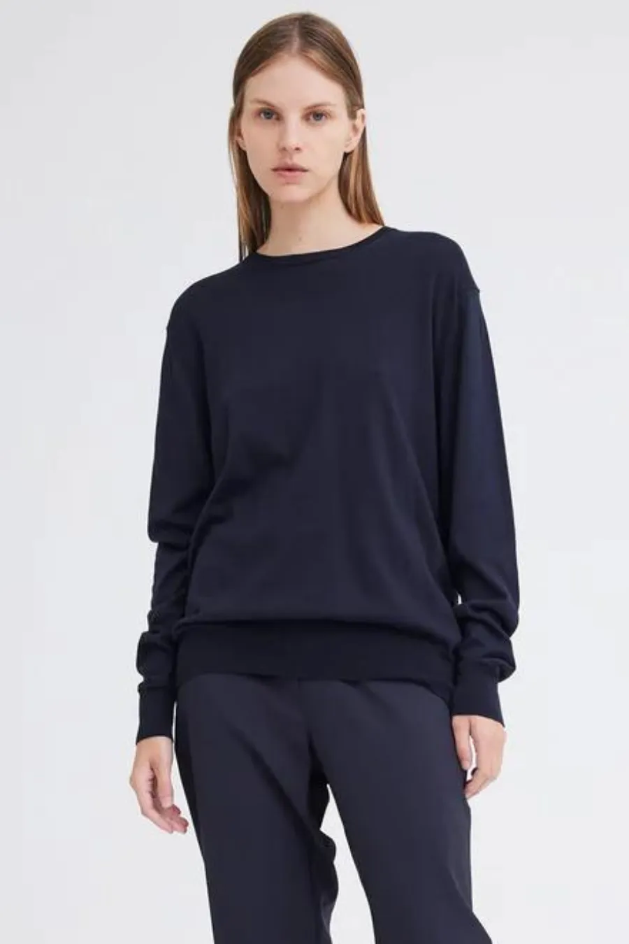 Finn Sweater Darkest Navy