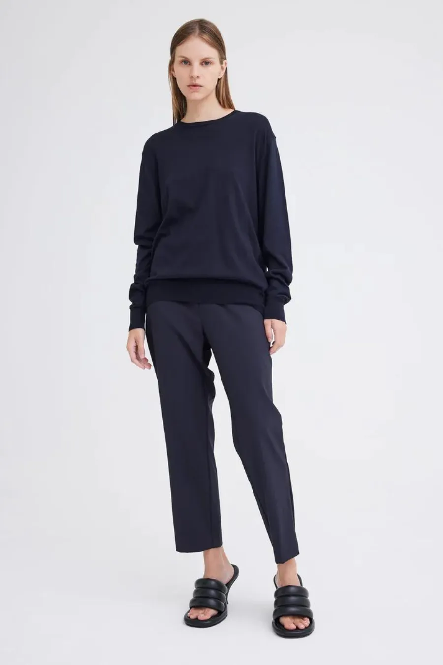 Finn Sweater Darkest Navy
