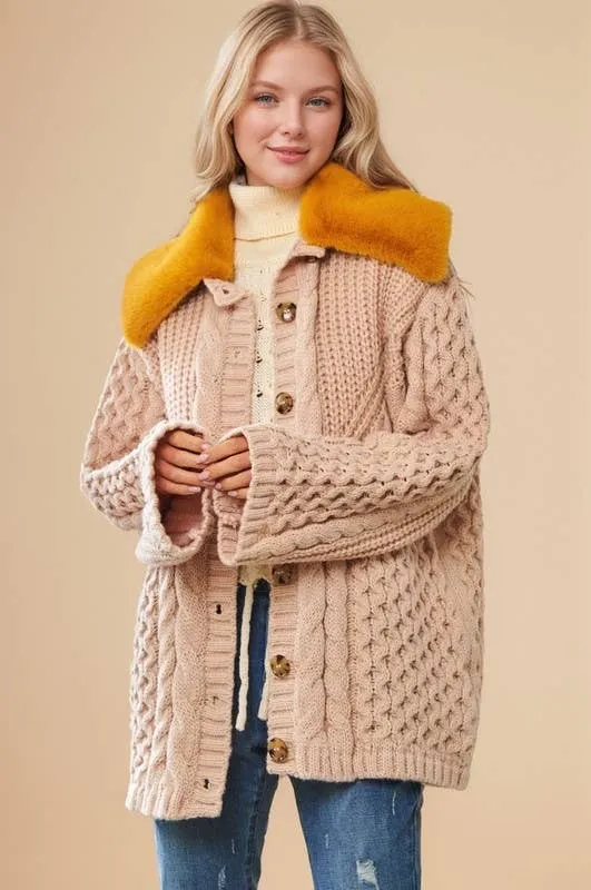 Jones Vintage Contrast Collar Cardigan (2 color options)