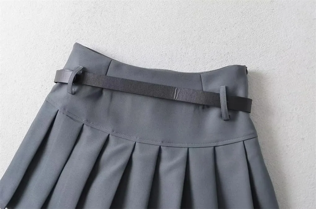 Pleated Skirt for Women's Belt Decoration High Waisted Short Solid Slim Skirt