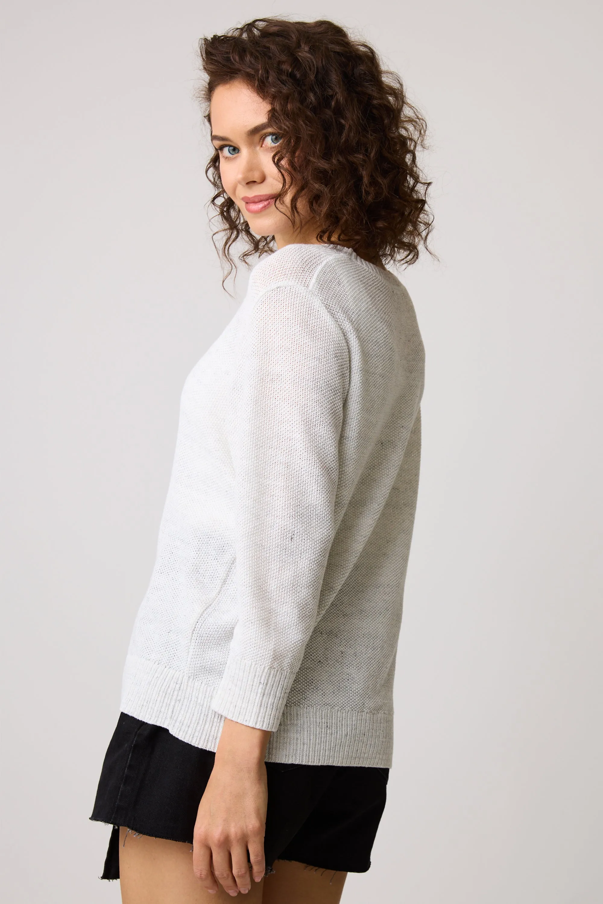 REMY CREW SWEATER TOP