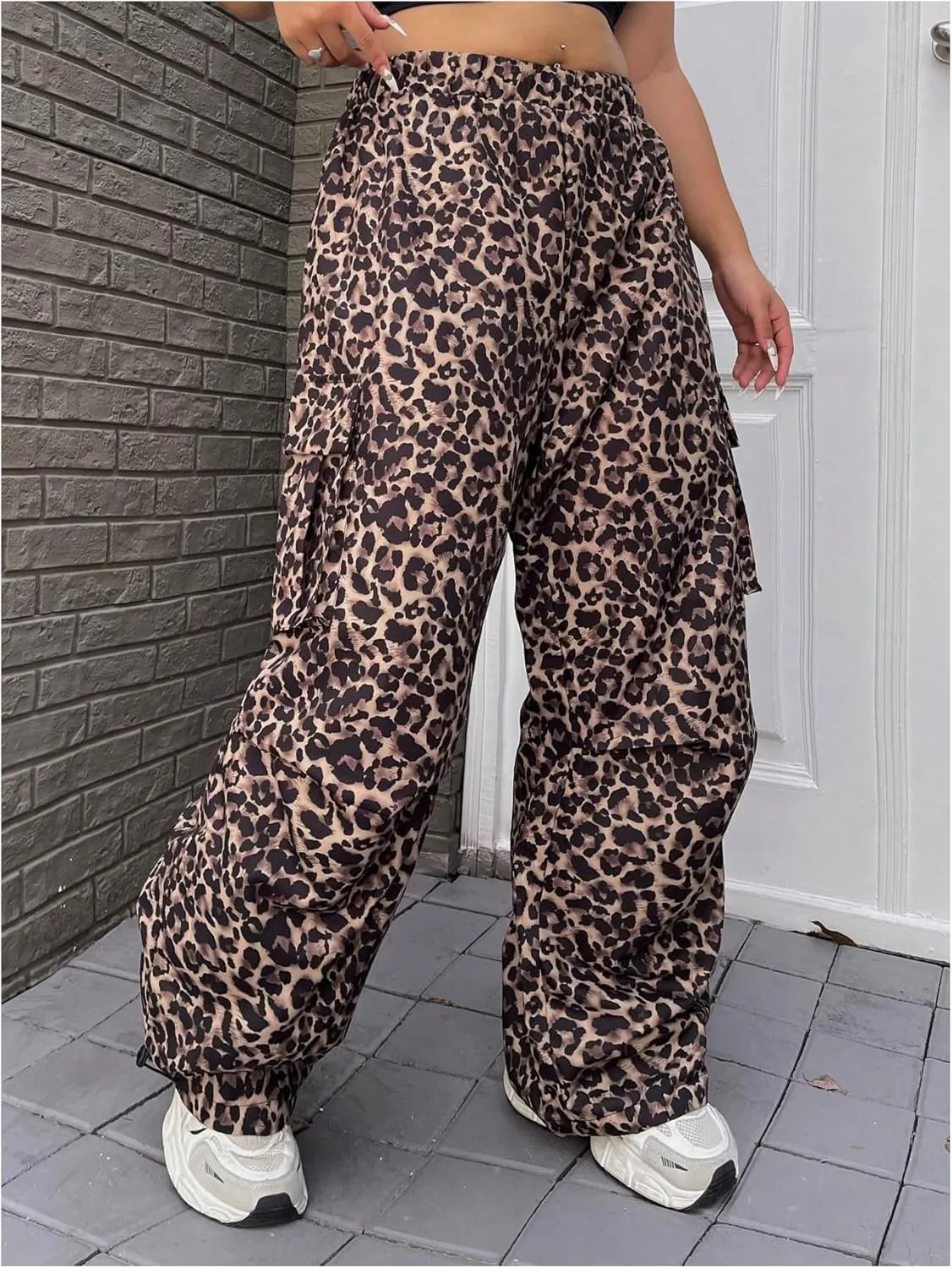 WDIRARA Women's Plus Size Leopard Print Pants Elastic High Waist Trousers with Pockets