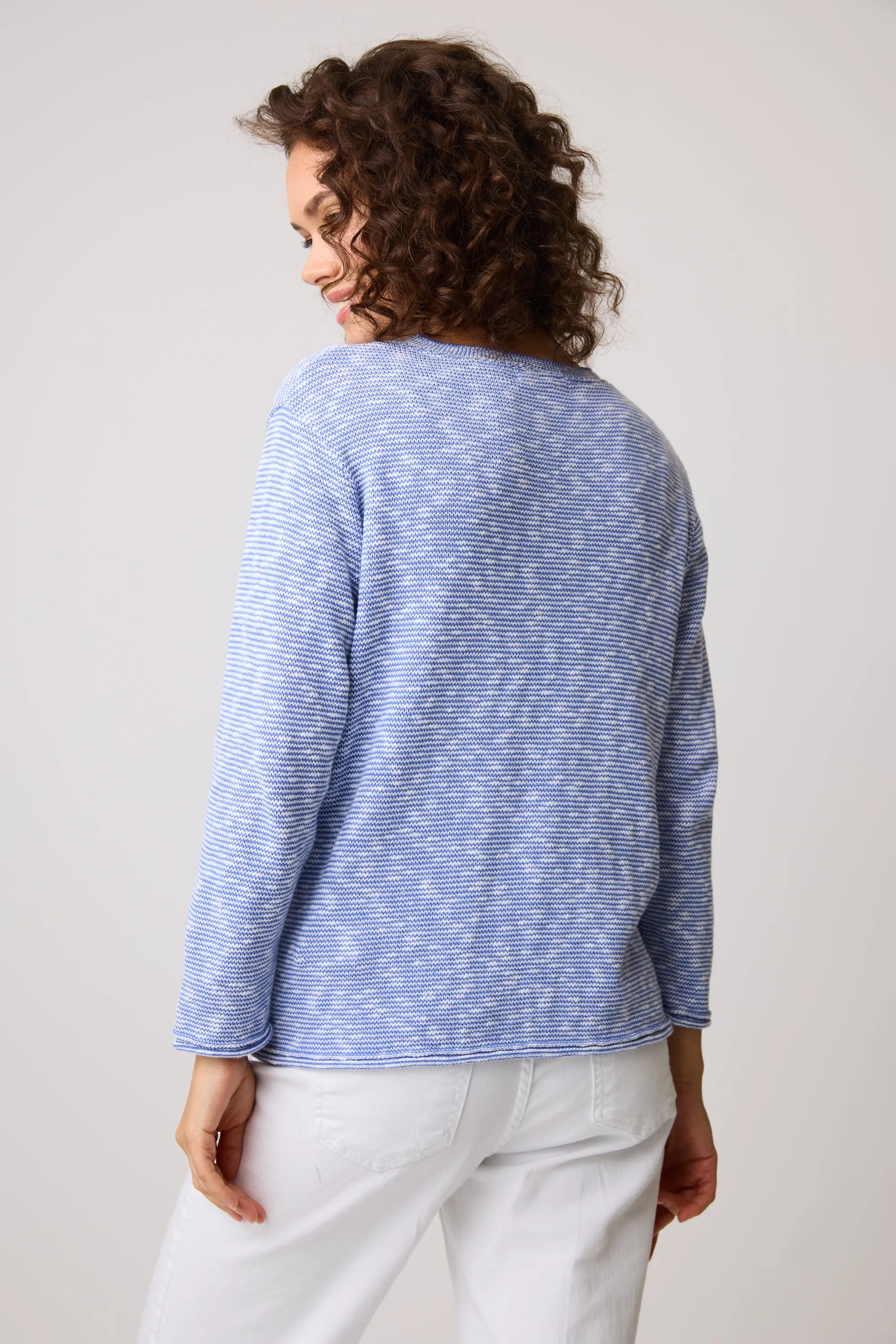 WILLOW TEXTURED CREW TOP