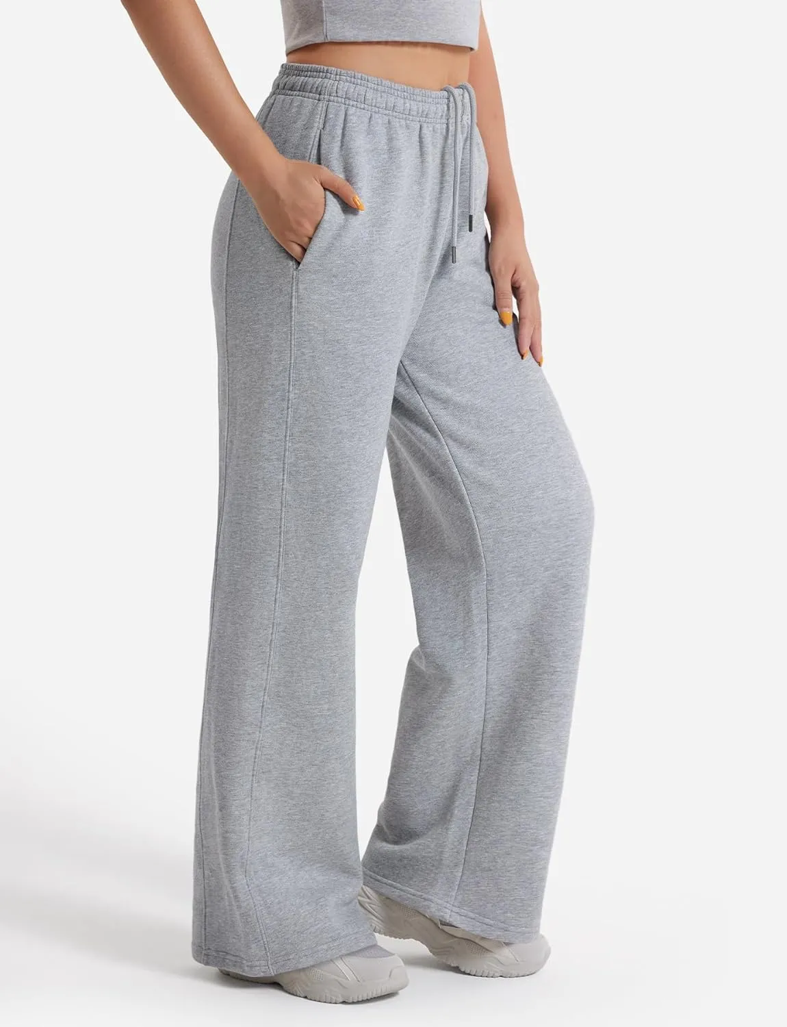 YEOREO Women's Wide Leg Sweatpants Drawstring Baggy Sweatpants Penny Fleece Lined Lounge Pants with Pockets